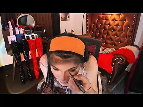 devongarcia online show from November 2025 02:15:01 AM