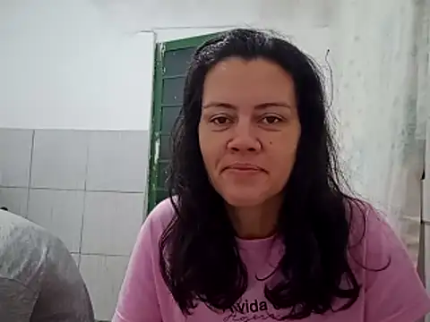 Snapshot of BrenoAvelar chatting on May 2026 05:50:01 AM BrenoAvelar online show from May 2026 05:50:01 AM