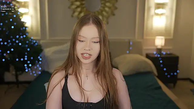 Esmie Smile online show from January 2026 12:37:01 AM