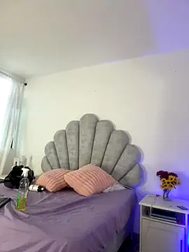 emma-conti2 online show from October 2025 01:32:01 PM