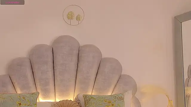 emma-conti2 online show from April 2026 03:02:01 PM