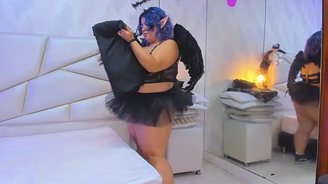 lulukawai16 online show from October 2025 07:10:01 PM