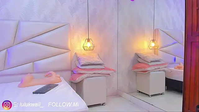 lulukawai16 online show from October 2025 07:17:01 PM