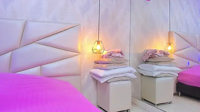 lulukawai16 online show from November 2025 07:17:01 PM