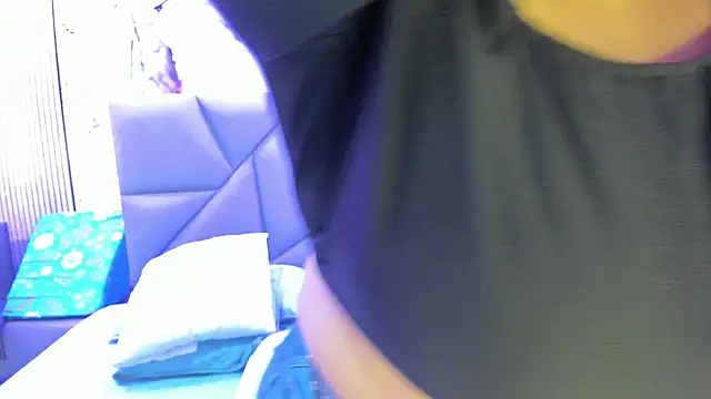 lulukawai16 online show from April 2026 07:28:02 PM