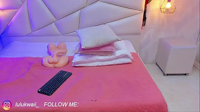 lulukawai16 online show from October 2025 08:22:02 PM