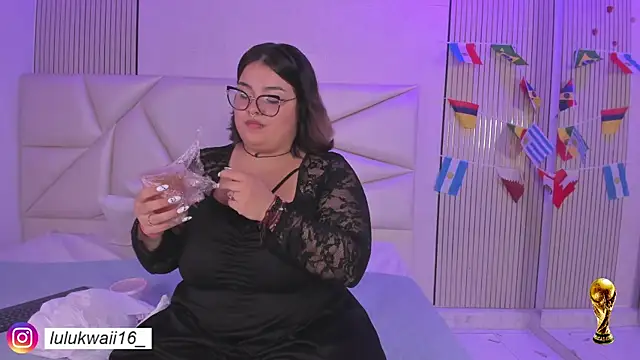 lulukawai16 online show from June 2026 07:09:02 PM