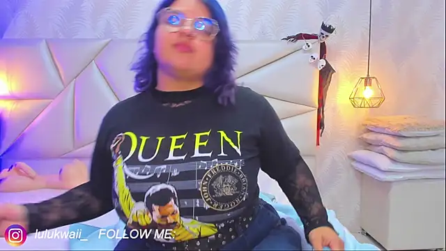 lulukawai16 online show from October 2025 07:13:02 PM