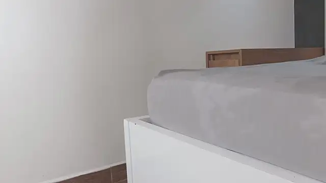 RiriiBrunette   online show from December 2025 09:20:02 PM