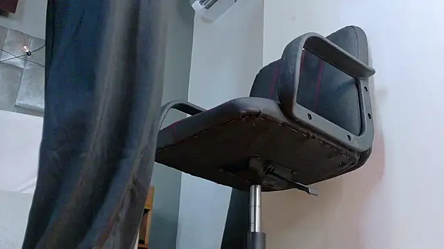 RiriiBrunette   online show from April 2026 07:42:01 PM