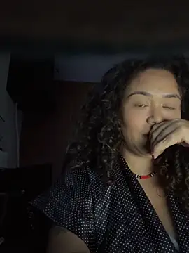 MaliciaBrazil online show from December 2025 12:55:01 AM