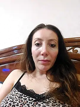 HellaryTourent online show from October 2025 08:08:02 PM