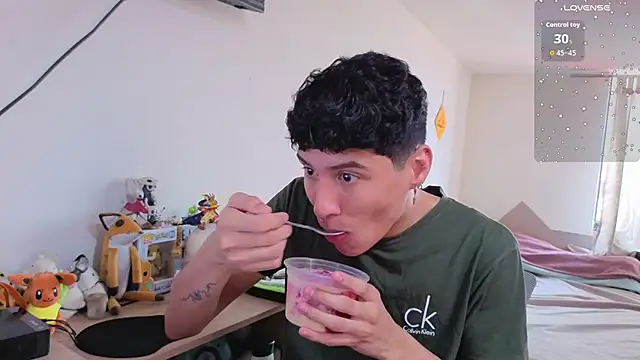 LuClawthorne  online show from March 2026 03:34:02 PM