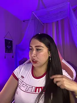 Valerie perez  online show from April 2026 06:59:02 PM