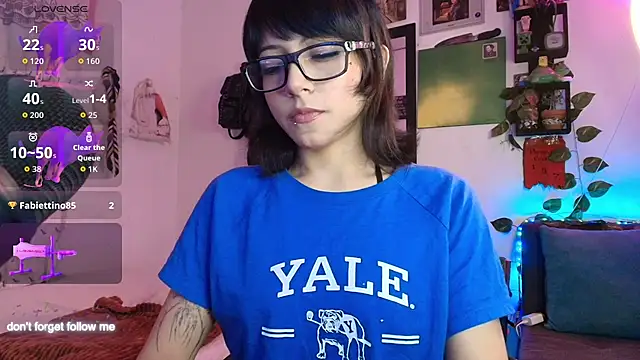 Snapshot of Rinrav chatting on November 2025 07:25:02 PM Rinrav online show from November 2025 07:25:02 PM