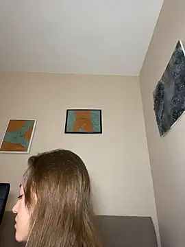 Bambi-Live online show from January 2026 06:04:02 PM