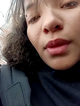 mia blue01 online show from September 2025 05:53:02 PM