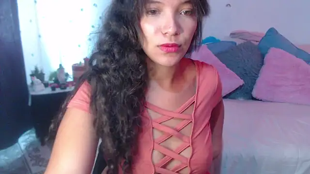 mia blue01 online show from September 2025 05:19:01 PM