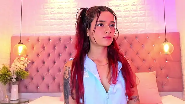 Snapshot of amber_sparkle chatting on October 2025 12:39:05 PM amber sparkle online show from October 2025 12:39:05 PM