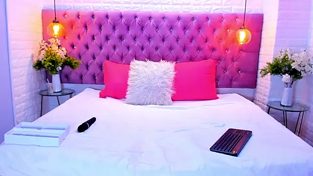 Snapshot of amber_sparkle chatting on September 2025 12:39:01 PM amber sparkle online show from September 2025 12:39:01 PM