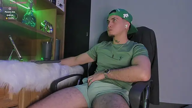 Gael williams1 online show from November 2025 02:48:02 AM