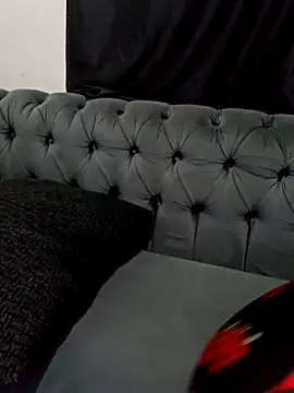 Queen-15 online show from April 2026 05:20:02 AM