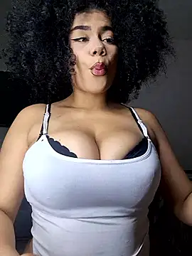 Yerystar online show from November 2025 11:27:01 PM