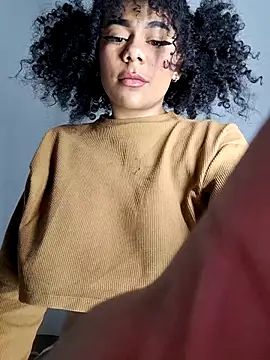 Yerystar online show from October 2025 02:43:02 AM