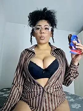 Yerystar online show from February 2026 01:13:02 AM