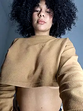 Yerystar online show from October 2025 09:38:02 PM