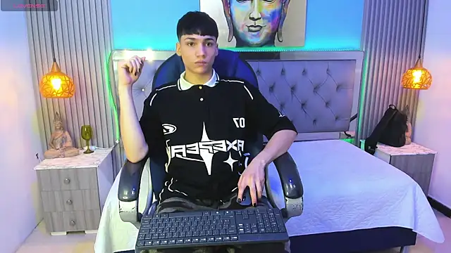 Snapshot of SamBlack_ chatting on July 2026 01:00:02 PM SamBlack online show from July 2026 01:00:02 PM