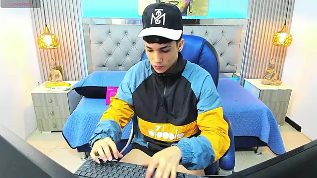 Snapshot of SamBlack_ chatting on February 2026 03:31:02 PM SamBlack online show from February 2026 03:31:02 PM