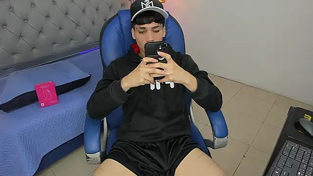 SamBlack  online show from March 2026 01:01:02 PM