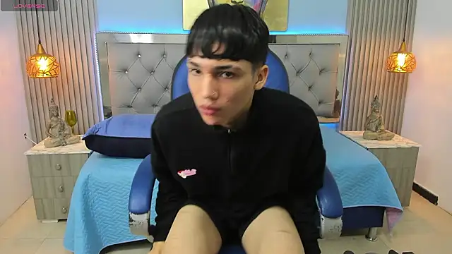 SamBlack  online show from March 2026 12:46:02 PM