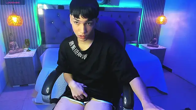 Snapshot of SamBlack_ chatting on June 2026 12:54:02 PM SamBlack online show from June 2026 12:54:02 PM