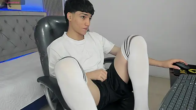 SamBlack  online show from June 2026 02:17:02 PM