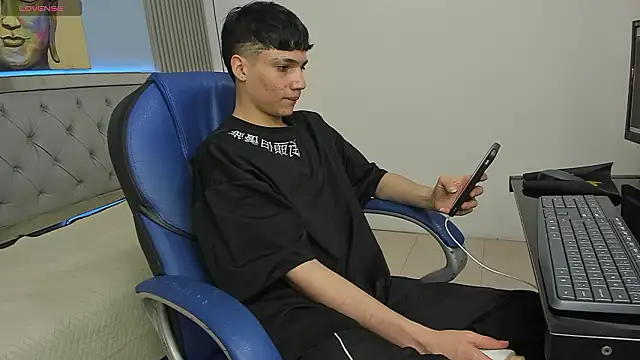 SamBlack  online show from March 2026 08:22:01 PM