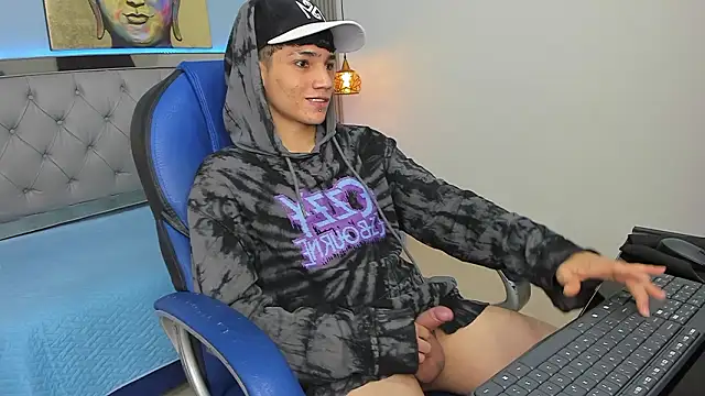 SamBlack  online show from March 2026 12:43:01 PM