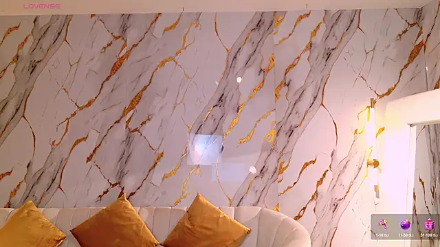 Snapshot of AgathaKondo_ chatting on October 2025 08:31:01 PM AgathaKondo online show from October 2025 08:31:01 PM