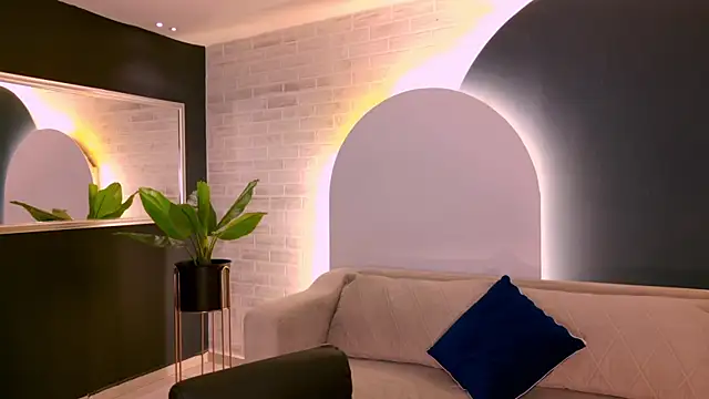 Snapshot of AgathaKondo_ chatting on November 2025 07:29:01 PM AgathaKondo online show from November 2025 07:29:01 PM