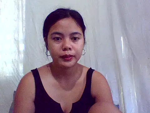 Snapshot of sweet_heaven00 chatting on October 2025 12:14:02 AM sweet heaven00 online show from October 2025 12:14:02 AM