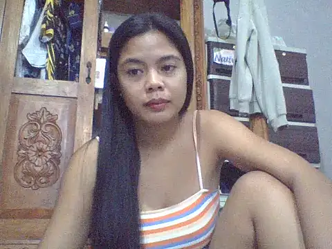 sweet heaven00 online show from February 2026 12:01:02 AM