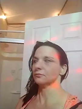 BonnienClyde5421 online show from February 2026 05:04:02 AM