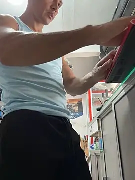 Snapshot of Terra-22cm chatting on October 2025 01:54:02 PM Terra-22cm online show from October 2025 01:54:02 PM