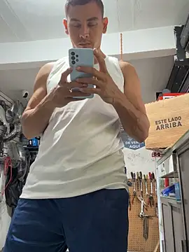 Snapshot of Terra-22cm chatting on October 2025 02:29:01 PM Terra-22cm online show from October 2025 02:29:01 PM