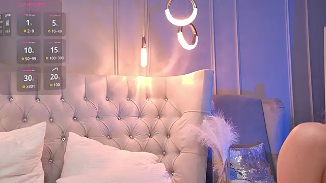 OllieBell online show from October 2025 03:41:01 AM