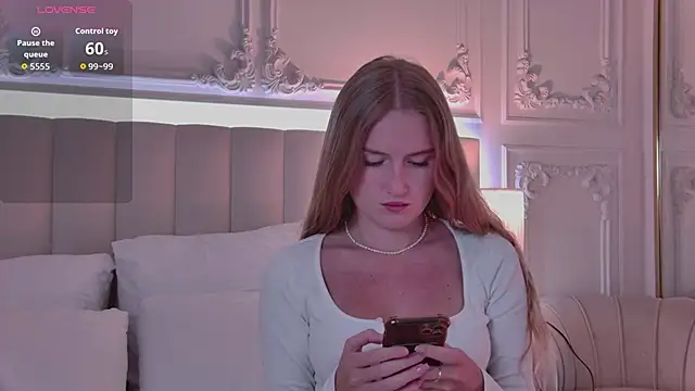 OllieBell online show from September 2025 03:42:02 AM