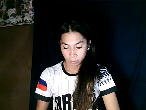 Asian PrettyAle online show from November 2025 01:43:02 AM