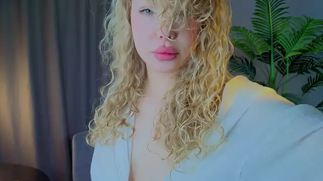 emilyshepar d online show from October 2025 02:19:01 AM