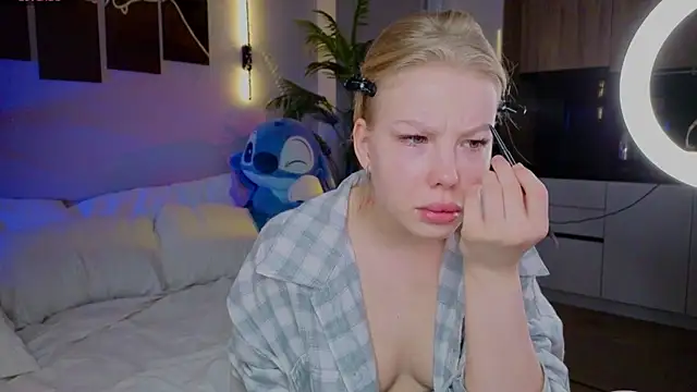 emilyshepar d online show from April 2026 02:29:01 AM